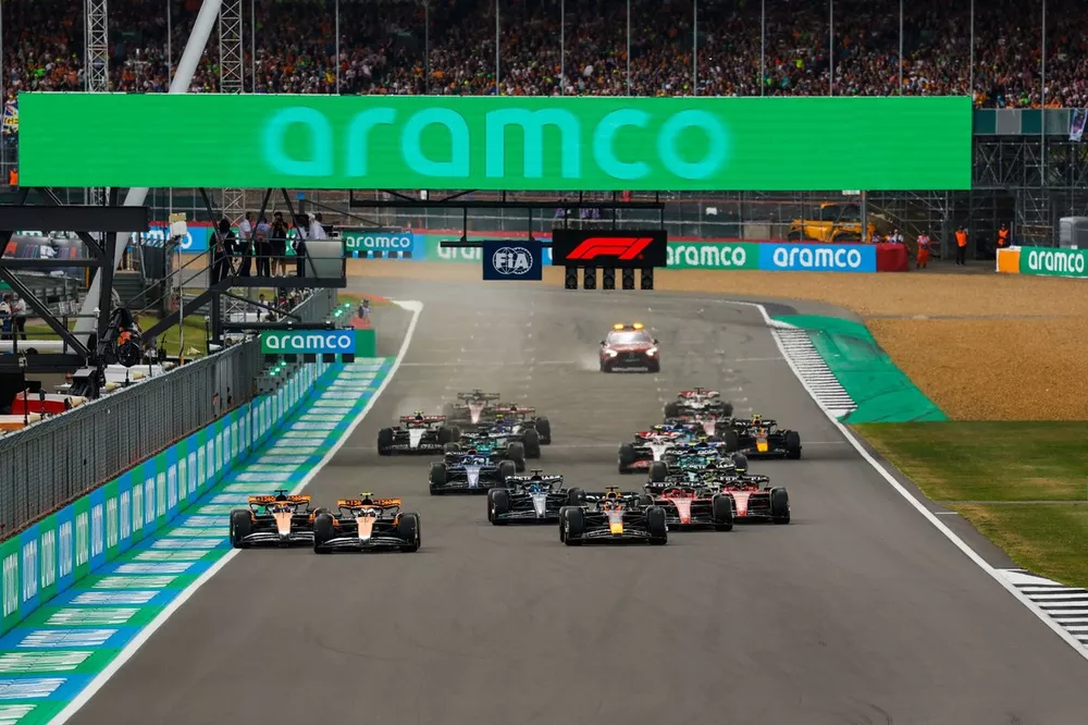 Lando Norris, McLaren MCL60, Max Verstappen, Red Bull Racing RB19, Oscar Piastri, McLaren MCL60, Charles Leclerc, Ferrari SF-23, George Russell, Mercedes F1 W14