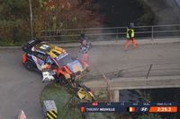WRC | Europa Central: ¡Neuville choca contra un puente! Etapa cancelada