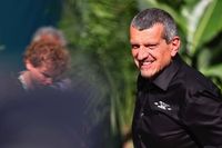 F1: 'Algumas pessoas na Ferrari se arrependem de contratar Hamilton', diz ex-chefe de equipe