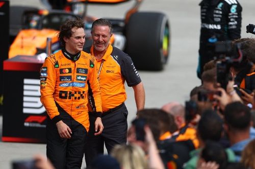 F1: Ralf Schumacher aponta 'ponto fraco' de Piastri que pode lhe custar título de 2025