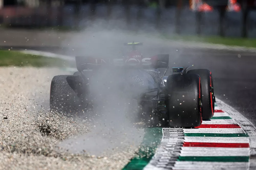 Lewis Hamilton, Mercedes W13, kicks up some gravel