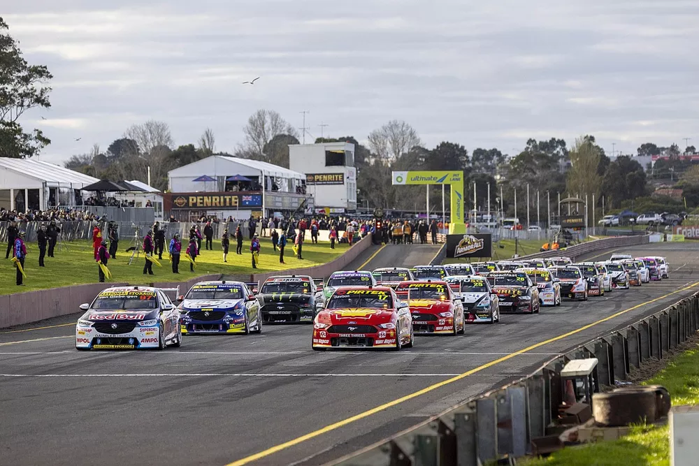 Shane van Gisbergen, Triple Eight Race Engineering
