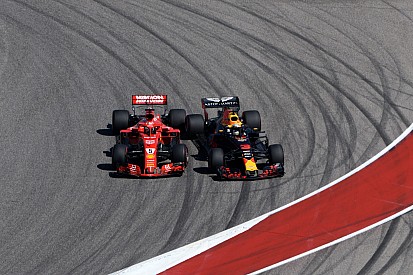 Vettel nach Kollision kleinlaut: Habe das Team im Stich gelassen ...