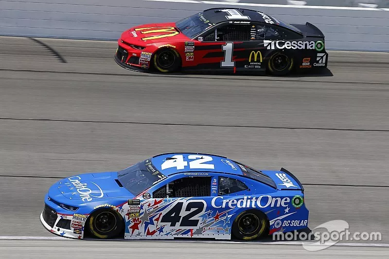 Kyle Larson, Chip Ganassi Racing, Chevrolet Camaro Credit One Bank and Jamie McMurray, Chip Ganassi Racing, Chevrolet Camaro McDonald's/Cessna