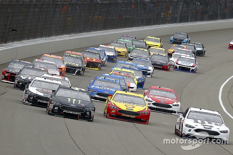NASCAR prohíbe a todos sus integrantes apostar durante las competencias