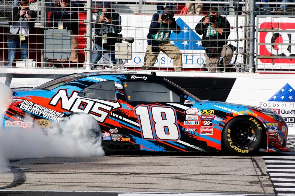 Kyle Busch, No. 18 Joe Gibbs Racing