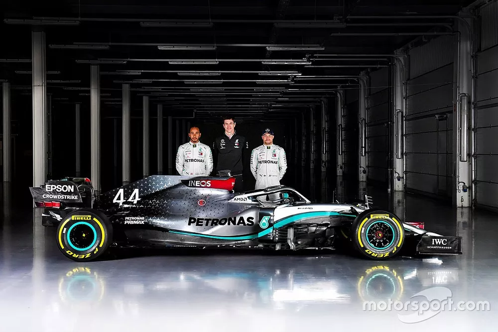 Valtteri Bottas y Lewis Hamilton, al inicio de la temporada 2020 dan una media de 32,5 a&ntilde;os a Mercedes