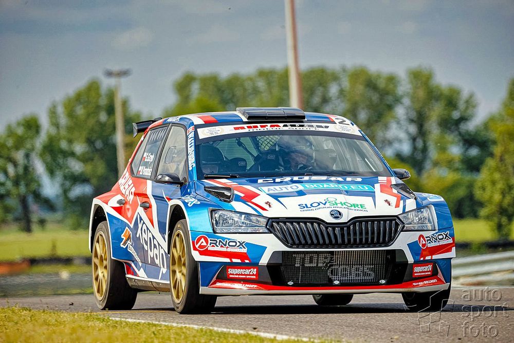 Grzegorz Grzyb, Michał Poradzisz, Skoda Fabia R5