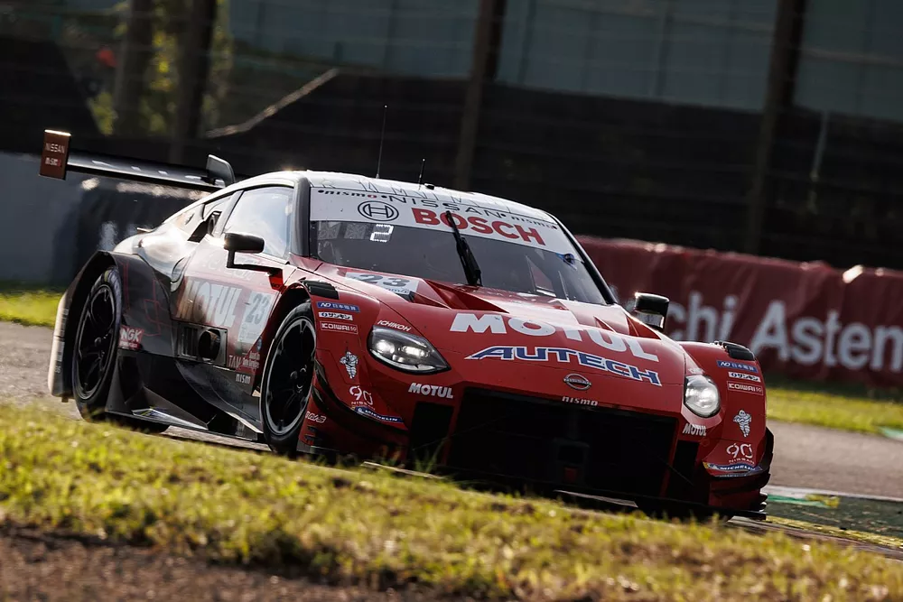 23号車MOTUL AUTECH Z、スキッドブロック規定違反により車検不合格