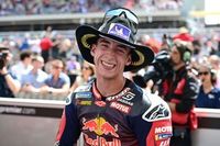 Pedrosa no ve "imposible" una victoria de Acosta en Jerez