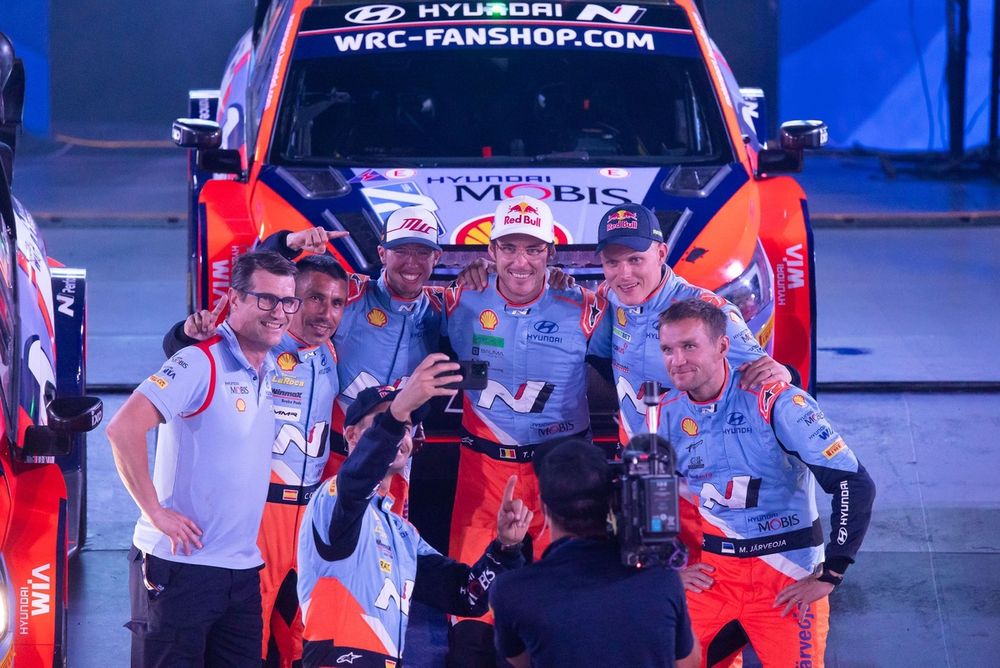 Dani Sordo, Candido Carrera, Hyundai World Rally Team Hyundai i20 N Rally1, Thierry Neuville, Martijn Wydaeghe, Hyundai World Rally Team Hyundai i20 N Rally1, Ott Tänak, Martin Järveoja, Hyundai World Rally Team Hyundai i20 N Rally1