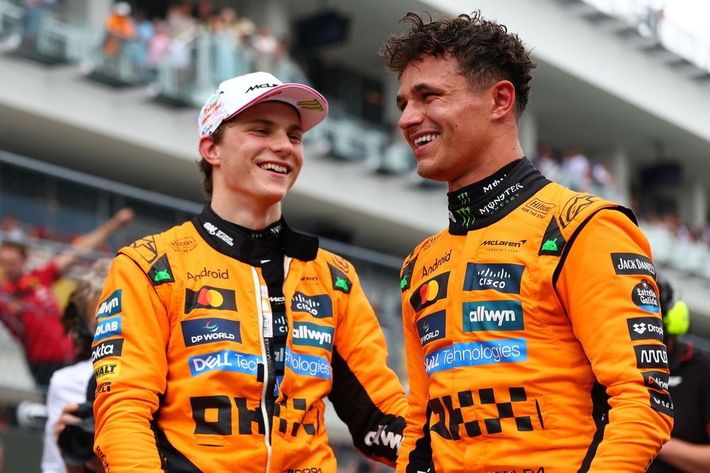 Lando Norris, McLaren, Oscar Piastri, McLaren