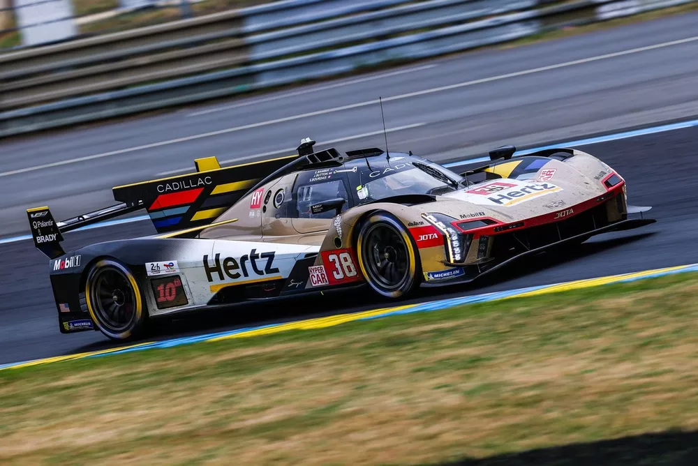 #38 Cadillac Hertz Team Jota Cadillac V-Series.R: Earl Bamber, Sebastien Bourdais, Jenson Button