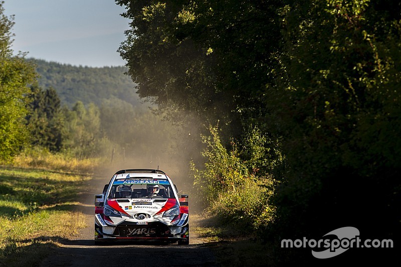 WRC Rallye Deutschland: Ott Tänak führt Dreikampf an
