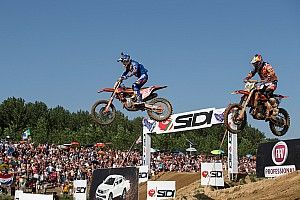 Cairoli y Seewer brillan en el calor del GP de Lombard&iacute;a de MXGP