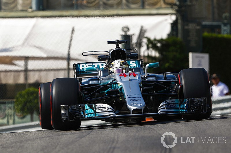 EL1 - Hamilton bat le record du circuit !