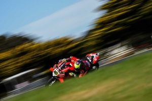 Bautista recupera sensaciones en Australia: "Empiezo a pilotar yo la moto, no ella a mí"