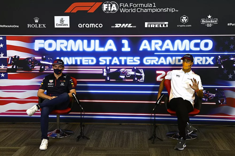 Max Verstappen, Red Bull Racing et Daniel Ricciardo, McLaren en conférence de presse