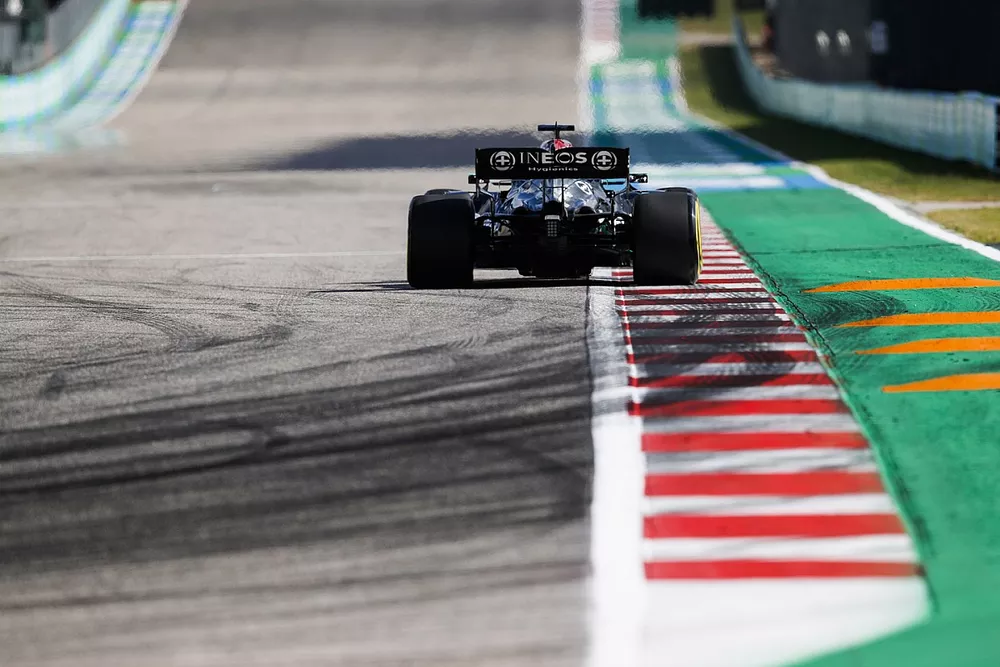 Lewis Hamilton, Mercedes W12