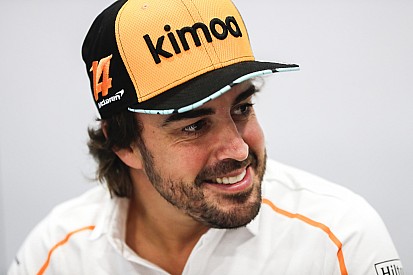 Alonso no descarta la NASCAR y espera definir su futuro en octubre