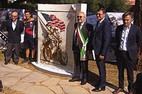 Misano inaugura un jard&iacute;n en homenaje a Hayden en el lugar del atropello