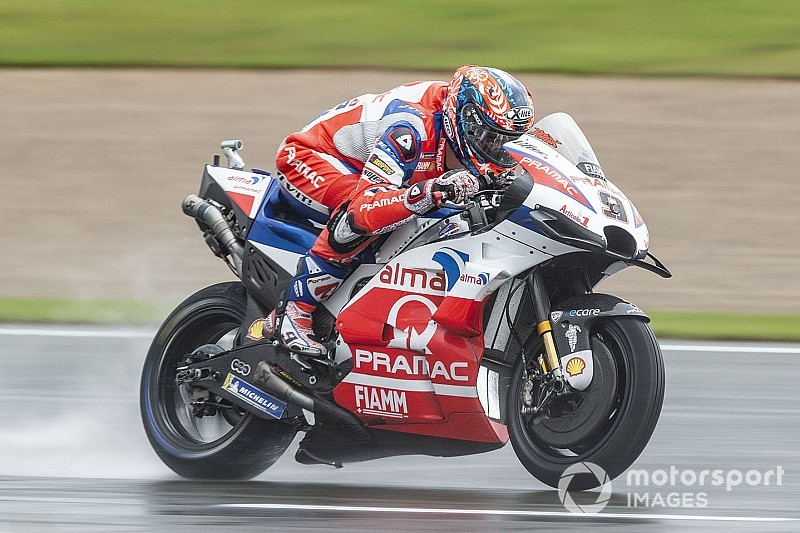 Petrucci en attaque maximale :
