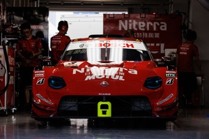 昔のGT500のやつですね。結構クオリティ高いです 3-niterra-motul-z.jpg