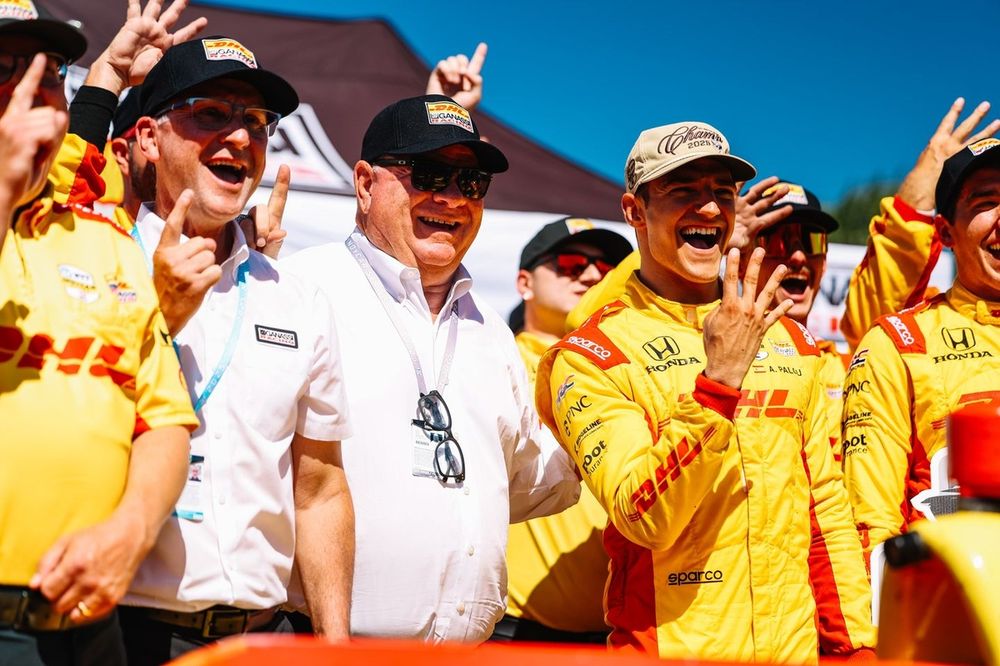 Chip Ganassi Shuts Down Alex Palou-Red Bull F1 Rumors, Calls Them 'Clickbait'