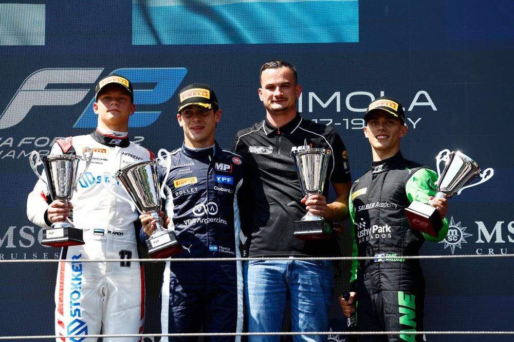 Podio: segundo Paul Aron, Hitech Pulse-Eight, ganador Franco Colapinto, MP Motorsport, tercero Zane Maloney, Rodin Motorsport