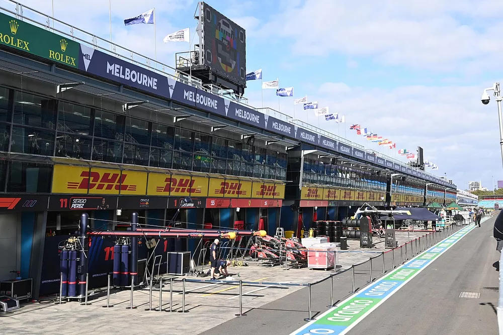 Pit lane