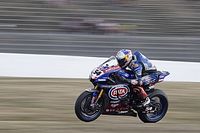 WorldSBK: Razgatlioglu vence a Rea con desastre de Redding en la carrera 1