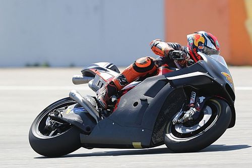 Espargaró: "Pedrosa hizo la Honda de Stoner y Márquez, y ahora hará la KTM"