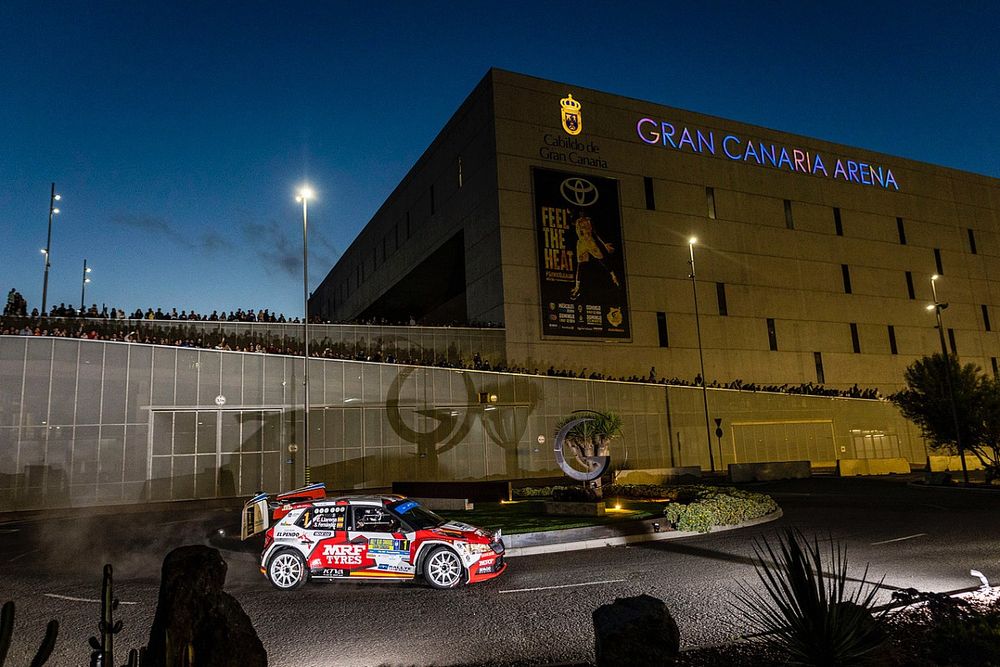 Efr&eacute;n Llarena, Sara Fern&aacute;ndez, Skoda Fabia Rally2 evo