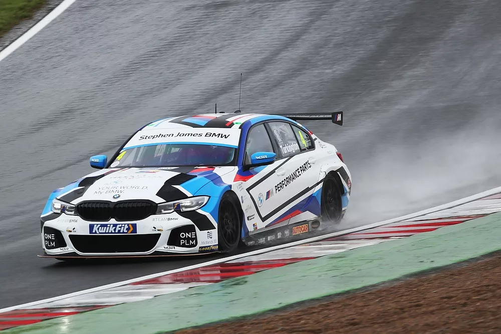 Colin Turkington, Team BMW BMW 330e M Sport 