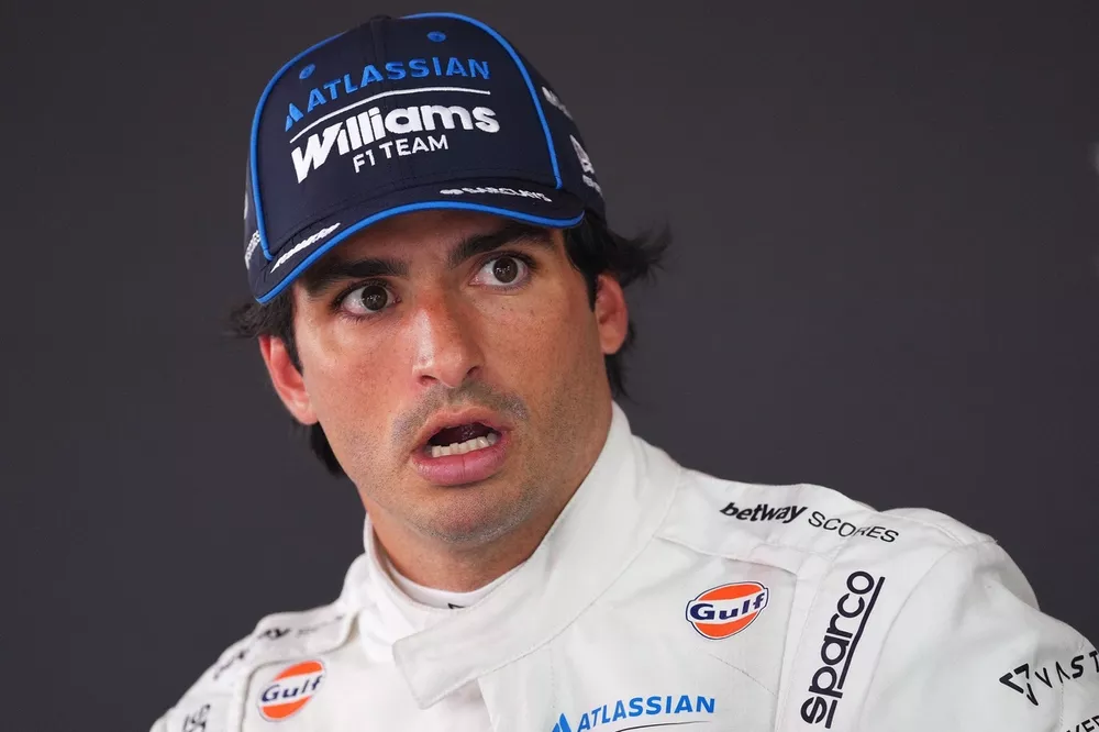 Sainz, sancionado con 10 posiciones en Spa pese a superar a Albon