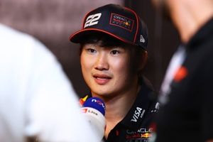 Tsunoda cree que lo perjudicó el doble rol de Lambiase en Red Bull