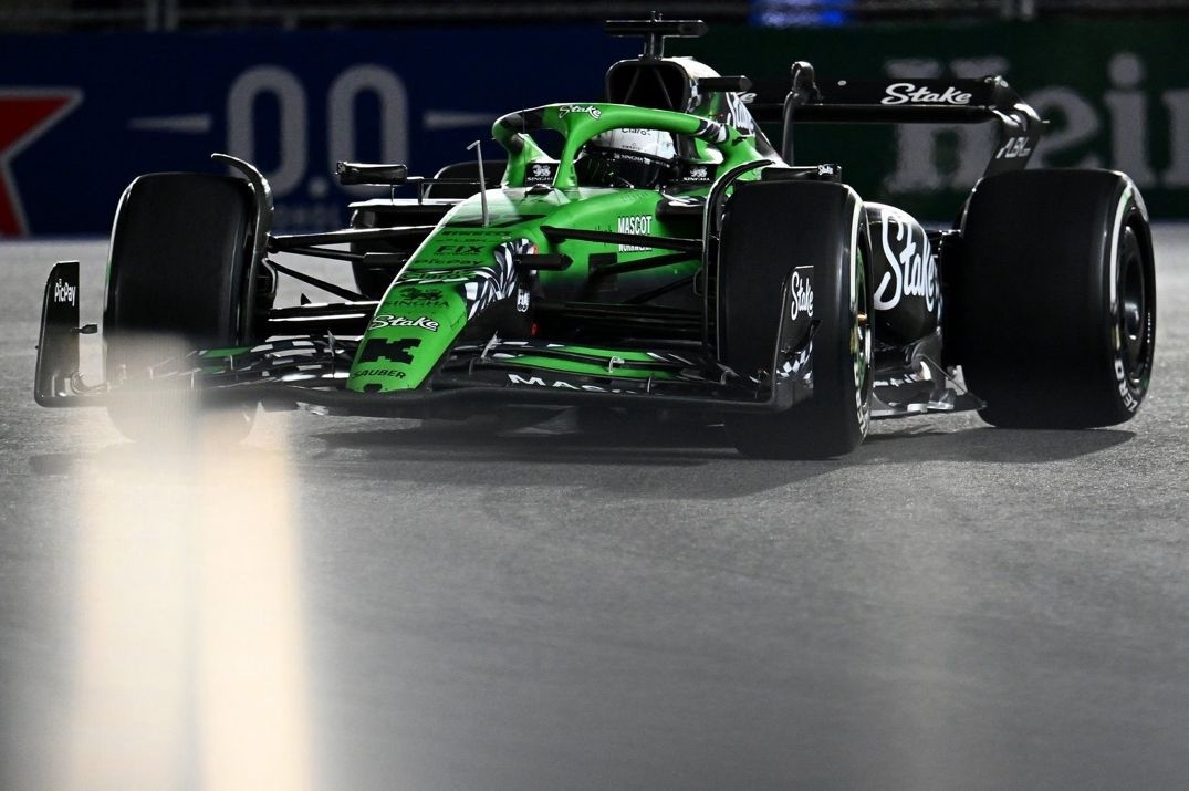 同じ戦略のハミルトンを翻弄。ヒュルケンベルグが殊勲の7位