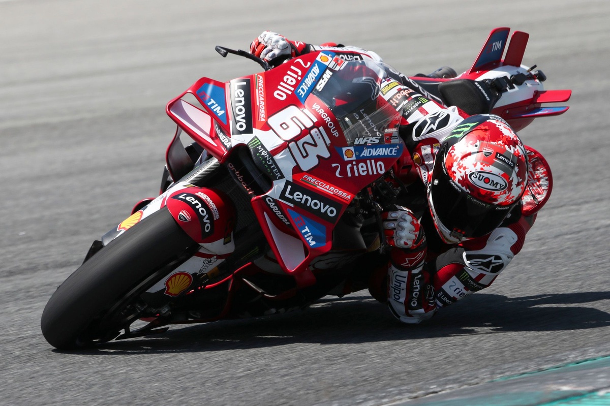 Bagnaia sur la bonne voie avec la Ducati GP26 : "Je me suis senti mieux"