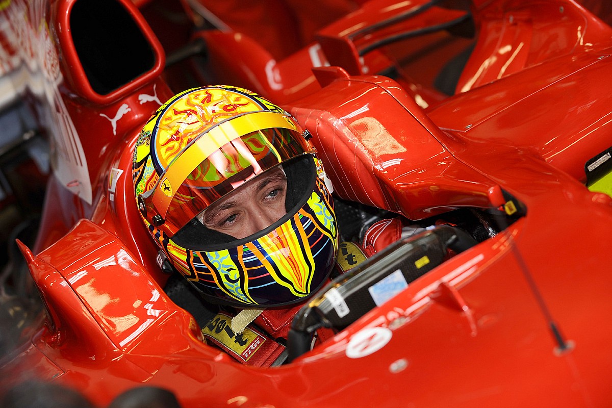GALERÍA: hace 10 años Rossi a bordo de un Ferrari de F1