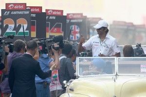 Após sucesso de "F1", com Brad Pitt, próximo filme sobre a categoria terá 'pepino de Vettel' como protagonista; entenda