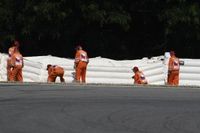 Qu&eacute; son los 'airfence' y c&oacute;mo protegen a los pilotos de MotoGP en las ca&iacute;das