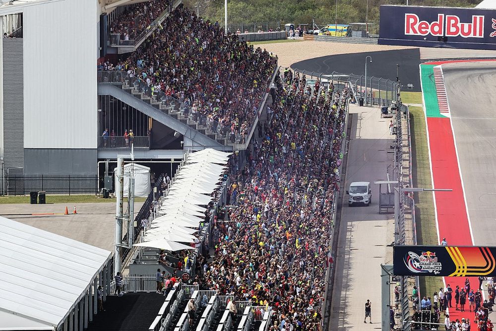 Aficionados en el Circuito de las Américas de Austin