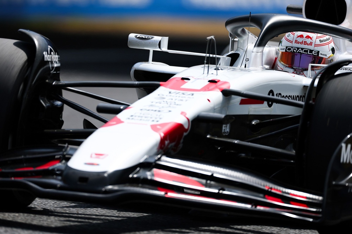 角田裕毅、マシンのセットアップは”フェルスタッペン寄り”が好み