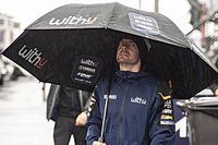 Crutchlow llega a Australia con "mucho dolor" en su tobillo