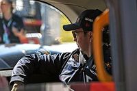 Una aerol&iacute;nea se burla se los problemas de Checo P&eacute;rez en F1