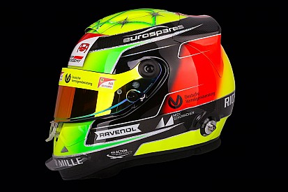 Fotogallery: ecco il casco di Mick Schumacher per la Formula 2 2019