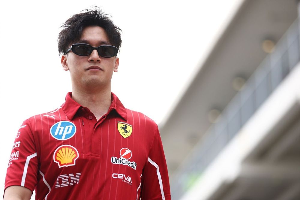 Zhou Guanyu, Ferrari