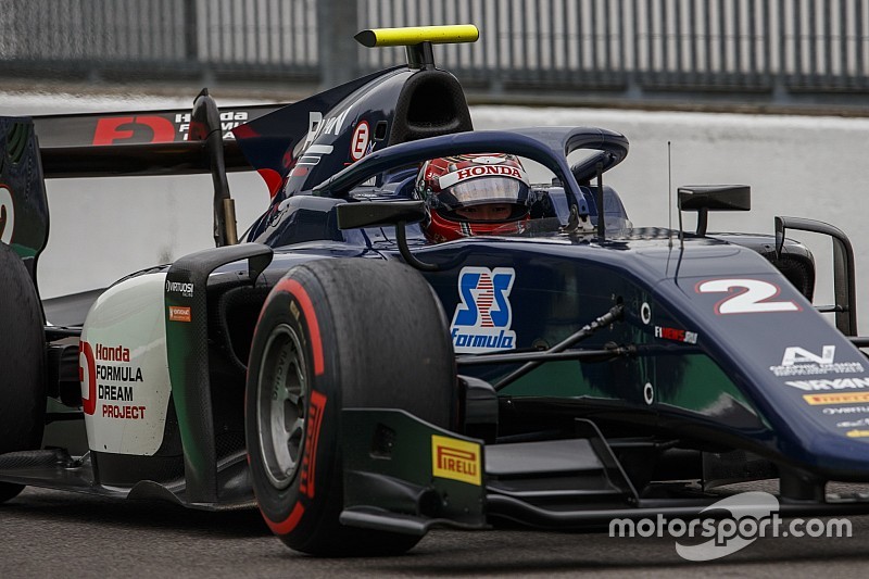 F2 Monza: Makino menang feature race dari P14, Gelael finis P12