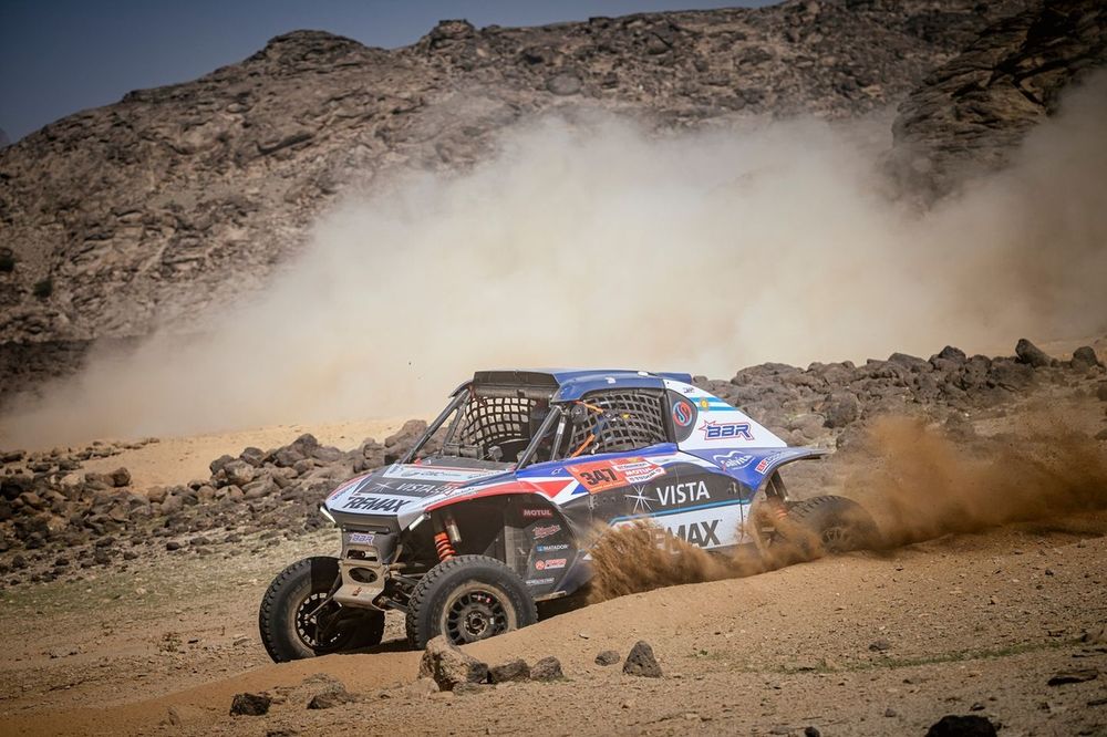 Kevin Benavides califica de "muy dura" su primera semana en el Dakar 2026