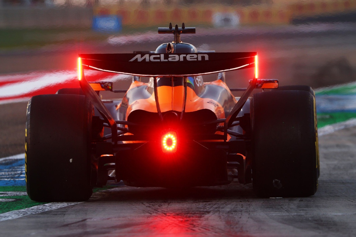 En McLaren jugarán "a la defensiva" en el inicio de la F1 2026